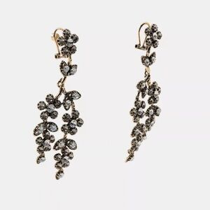 Zara Elegant Floral Drop Earrings